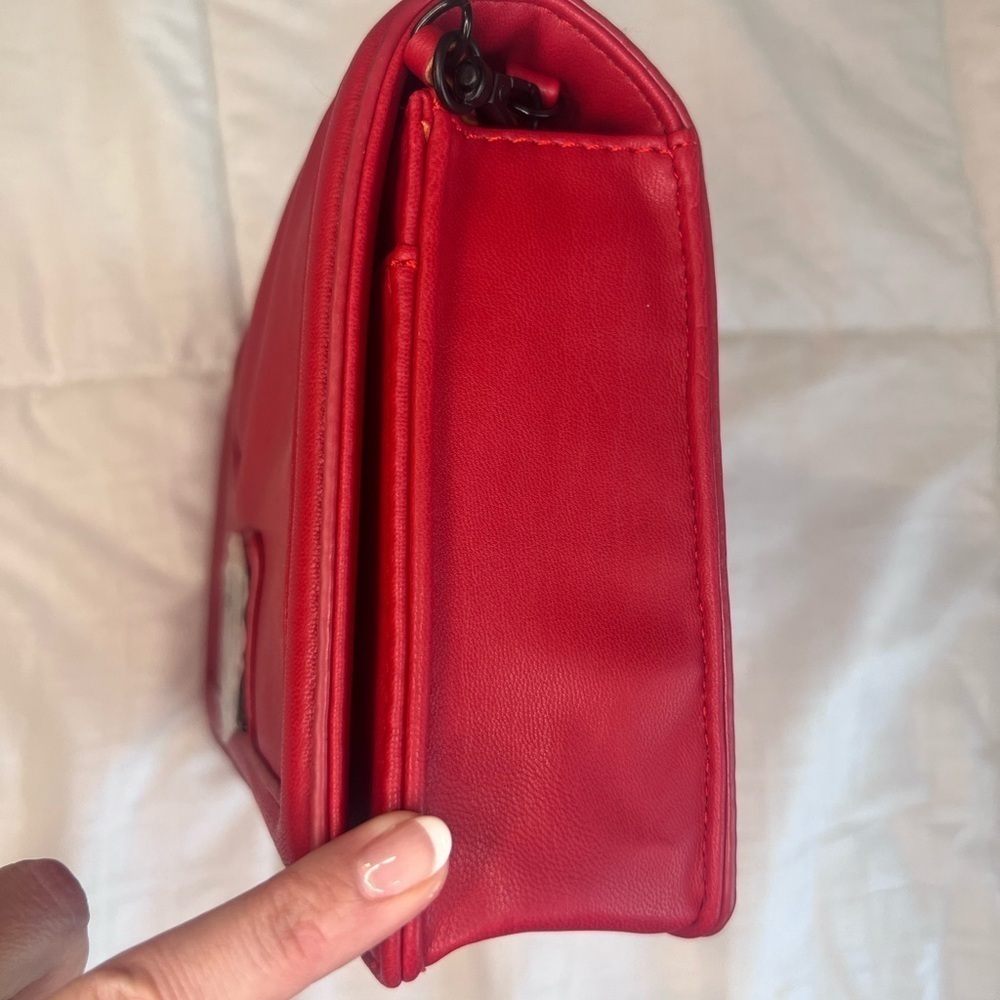 Badgley Mischka Red Pleated Crossbody/Clutch - Picture 9 of 12